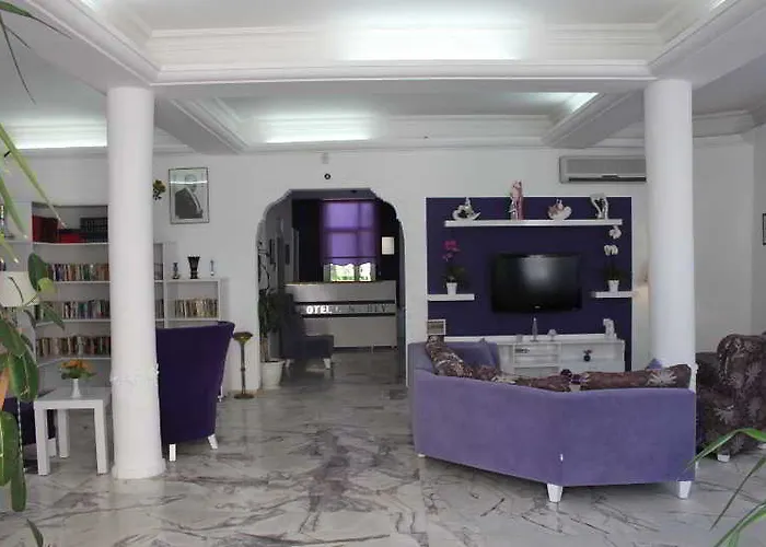 Hotel Cenk Bey 3*