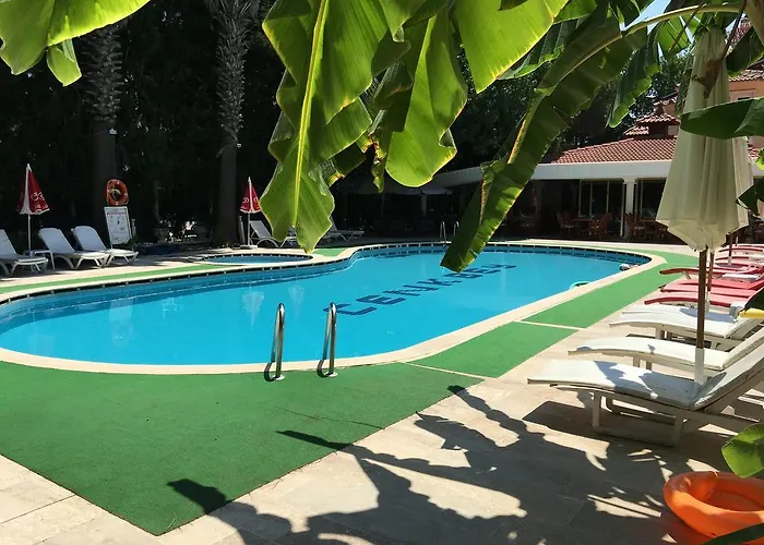 Hotel Cenk Bey 3*